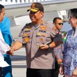 Kapolda Bali Sambut Kedatangan Presiden Jokowi di Bandara Ngurah Rai