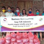 Coop TLM Indonesia Berbagi Kasih dengan Masyarakat Sumlili dan Pengungsi Erupsi Gunung Ile Lewotolok Di Akhir Tahun 2020