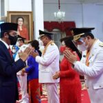 Presiden Jokowi Lantik Gubernur Beserta Wakil Gubernur Kalimantan Utara dan Sulawesi Utara