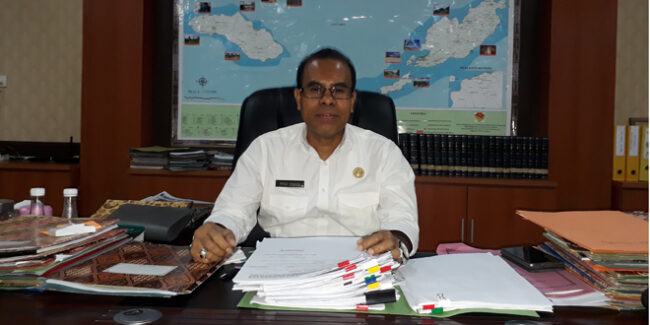 Kepala Dinas Pekerjaan Umum dan Perumahan Rakyat Provinsi Nusa Tenggara Timur Maksi Nenabu