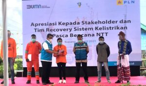 Berhasil Pulihkan Listrik NTT, Dirut PLN: Terima Kasih Relawan