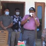 Terima Bantuan Dari Polri, Dr.Simon Nahak Ajak Masyarakat Untuk Selalu Bersyukur Atas Setiap Bantuan.