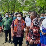 Masalah Pendidikan, Bupati Simon: Tidak Boleh Menunda-Nunda.