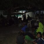 Satgas TMMD Ke- 111 Kodim 1604/Kupang, Lakukan Pemutaran Film Perjuangan Untuk Menghibur Masyarakat