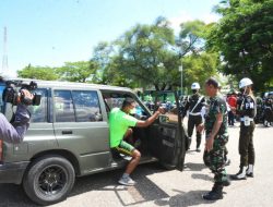 Denpom IX/1 Kupang Bersama Sintel Korem 161/Wira Sakti Laksanakan Pemeriksaan Kendaraan