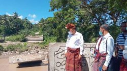 Tinjau Jembatan Numponi, Bupati Malaka: Saya Tidak Ingin Warga Mengalami Kesulitan