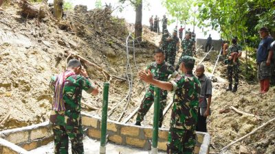 Pangdam IX/Udayana Tinjau Pompa Hidram Dan Food Estate Di Desa Silu