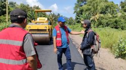 Pantau Dua Ruas Jalan Provinsi di Lembata, Alex Ofong Minta Kerja Sama Sinergis Pemerintah-Rekanan-Masyarakat