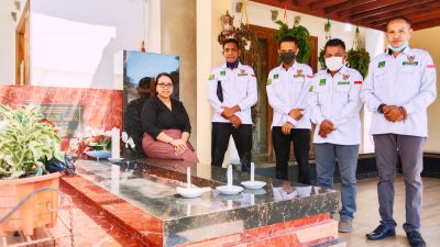 Road Show Sedaratan Flores, DPW PBB NTT Ziarah Ke Makam Almarhum Lebu Raya