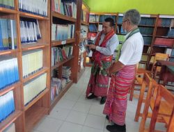 Maret Lalu, Plt Kadis Dikbud Cek Giat Literasi Buku Bupati Malaka Lobi Bangunan Perpustakaan