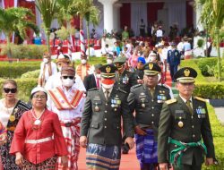 Upacara HUT RI Ke-77 Di Alun-Alun Rumjab Gubernur NTT Dihadiri oleh Danrem 161/WS