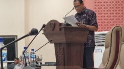 John Parera Menilai Sejak Kedatangan Pj. Gubernur Ayodhia Kalake Kebijakan Mengenakan Kain Tenun Adat NTT Tampak Tidak Jelas