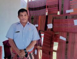 Pengajuan Hak Paten Tenun Ikat Fehan oleh Ketua Dekranasda Malaka Diapresiasi Sekretaris Camat Malaka Barat