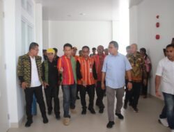 Melki Laka Lena: Terimakasih Kontraktor Telah Memperbaiki Jalan 6 KM Poros Tengah Menuju Rumah Sakit