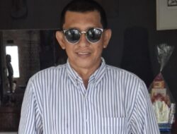 Yohanes Lay Sindir SBS-HMS: Janji Uang Rakyat Kembali ke Rakyat, Kenapa Mobil Mewah yang Didahulukan?