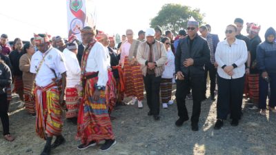 Hangat di Tengah Dingin: Wagub NTT Hadiri Festival Musim Dingin TTS 2025 Simbol Kebersamaan Warga dan Pemerintah