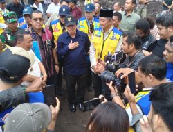 Gubernur Melki Laka Lena dan Menteri PU Tinjau Langsung Dampak Banjir Bandang di Nagekeo