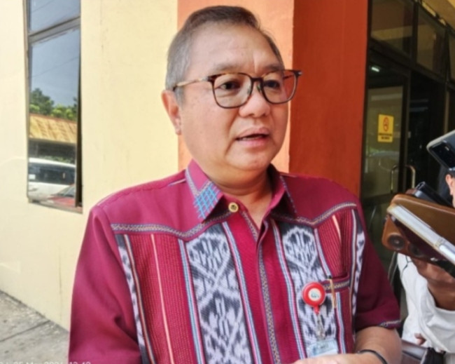 charlie-paulus-blak-blakan-kredit-harus-produktif-bukan-konsumtif