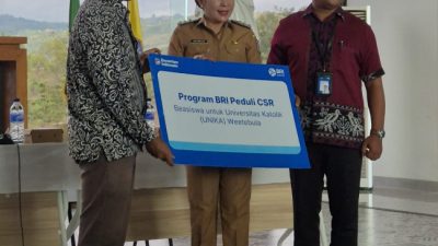 Dukung Peningkatan Kualitas Pendidikan di Daerah, bri.co.id Salurkan Beasiswa bagi 59 Mahasiswa Universitas Katolik Weetebula 8 IMG 20260523 WA0002