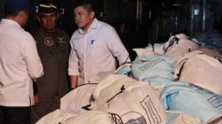 Tak Menunggu Lama! 253 Ton Bantuan Digerakkan ke NTT, Teddy Indra Wijaya Pastikan Distribusi