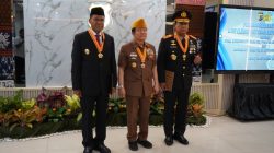 Johni Asadoma dan Rudy Darmoko Terima Bintang LVRI, Pengabdian untuk Bangsa Kembali Diteguhkan